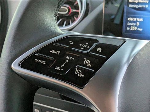 Certified 2025 Mercedes-Benz GLA 250 image 15