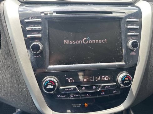 Used 2019 Nissan Murano SL w/ Cargo Package AWD/4WD image 10