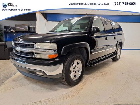Used 2005 Chevrolet Suburban LT w/ Preferred Equipment Group RWD image 5