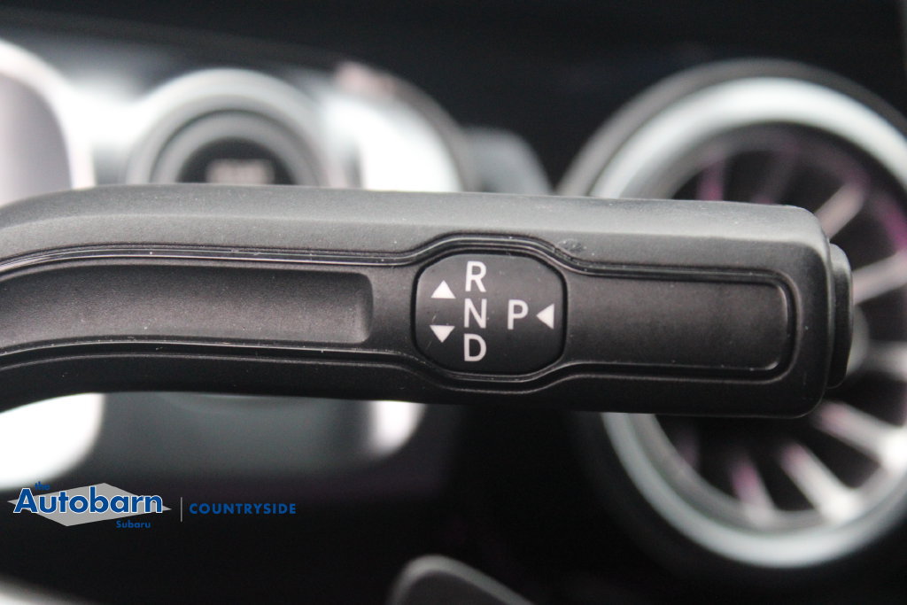 Used 2023 Mercedes-Benz GLB 250 4MATIC w/ Premium Package image 20