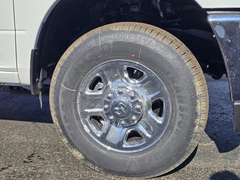 New 2026 RAM 2500 Tradesman AWD/4WD image 37