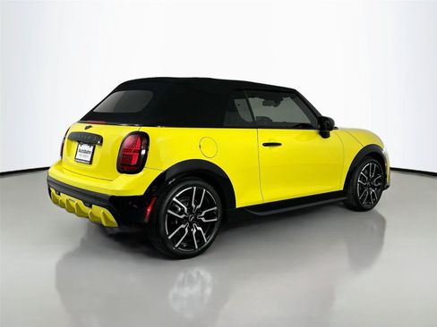 Used 2026 MINI Cooper S FWD image 5
