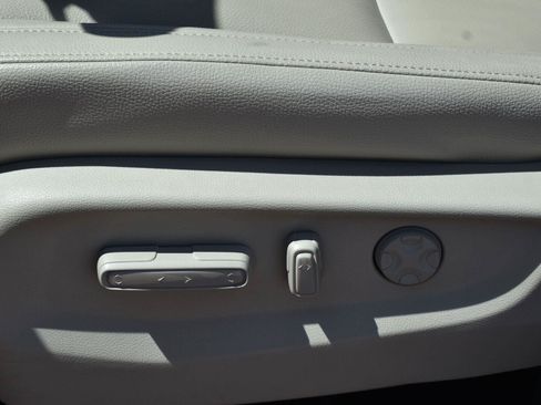 Used 2025 Honda Odyssey EX-L image 23