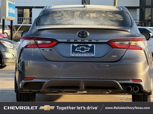 Used 2023 Toyota Camry SE w/ Convenience Package image 7