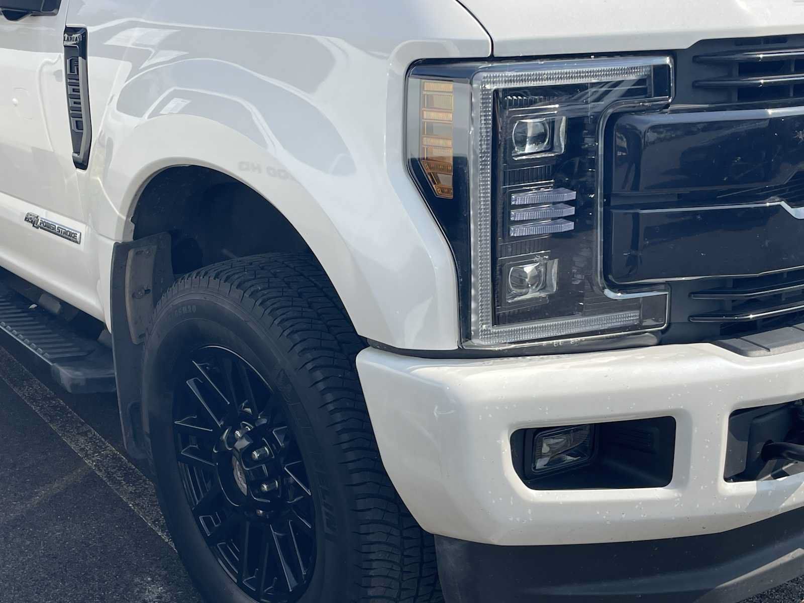 Used 2019 Ford F250 Lariat w/ Lariat Ultimate Package AWD/4WD image 11
