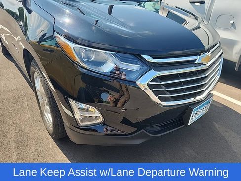 Used 2018 Chevrolet Equinox Premier FWD image 17