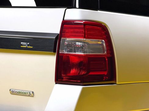 Used 2015 Ford Expedition EL Limited w/ Equipment Group 301A image 8