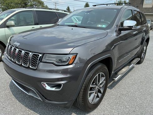 Used 2017 Jeep Grand Cherokee Limited w/ Luxury Group II AWD/4WD image 1