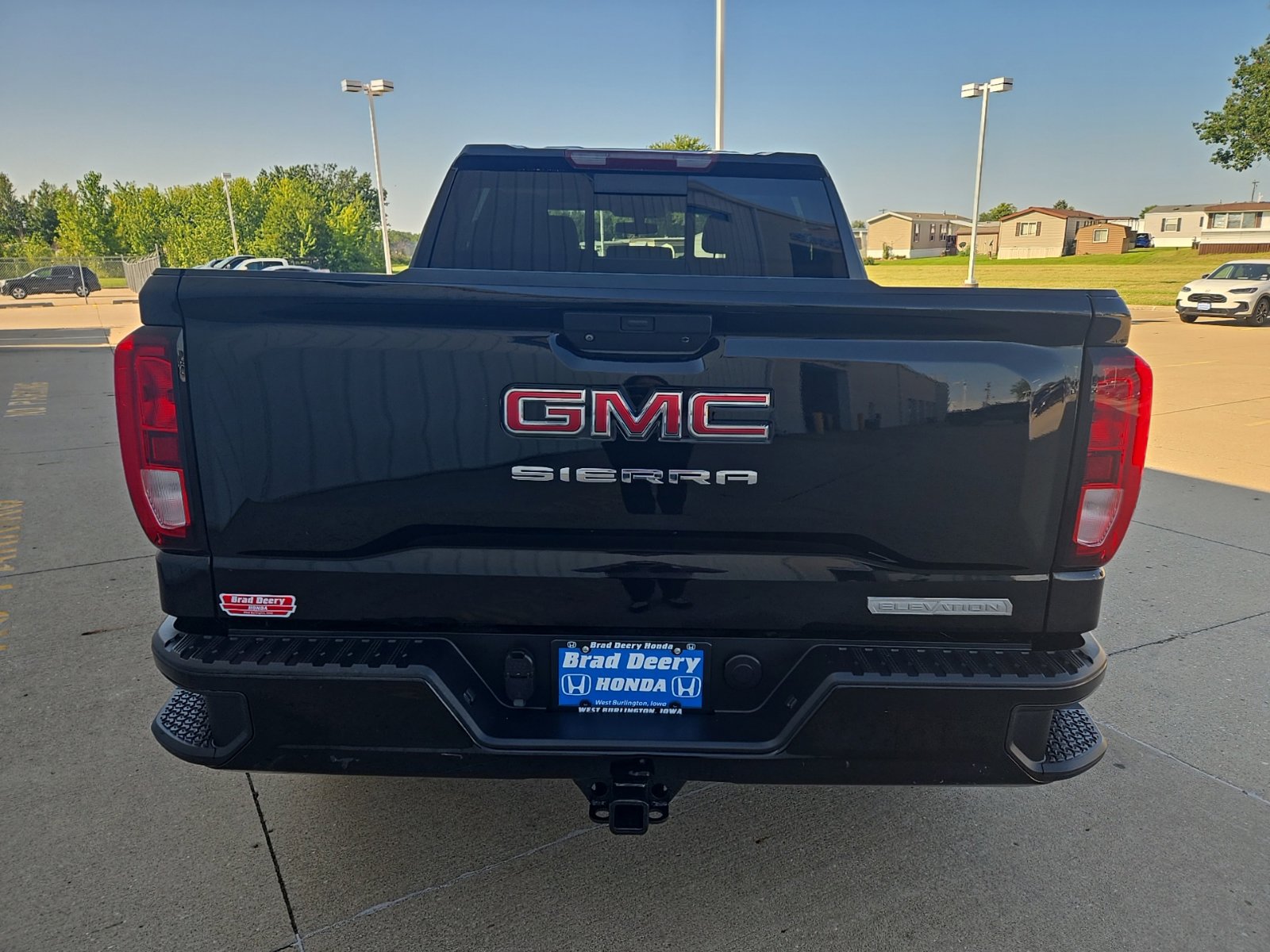 Used 2020 GMC Sierra 1500 Elevation w/ Elevation Value Package AWD/4WD image 12