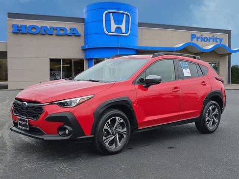 Used 2024 Subaru Crosstrek 2.0i Premium AWD/4WD image 2