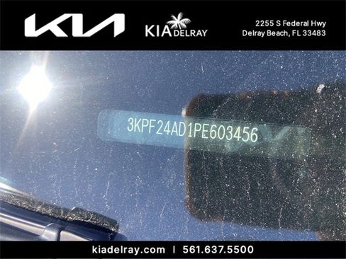 Used 2023 Kia Forte LXS w/ LXS Technology Package image 5