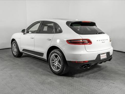 Used 2017 Porsche Macan SUV image 4