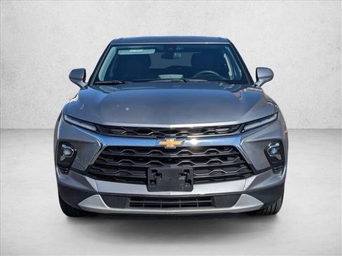 Used 2024 Chevrolet Blazer LT AWD/4WD image 2