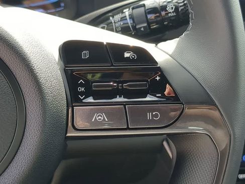 New 2026 Hyundai Elantra Sport FWD image 25