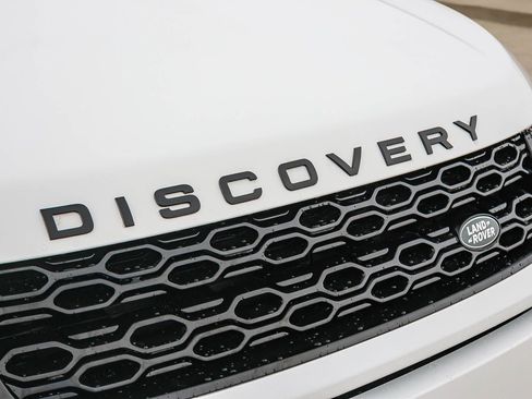 Used 2022 Land Rover Discovery Sport S image 16