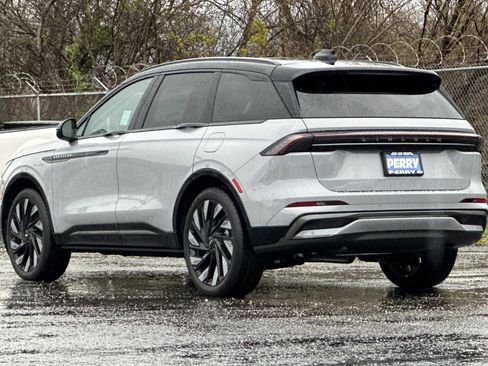 New 2026 Lincoln Nautilus Reserve image 5