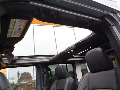 New 2026 Jeep Wrangler Unlimited Rubicon 392 w/ Quick Order Package 27X Moab AWD/4WD image 25