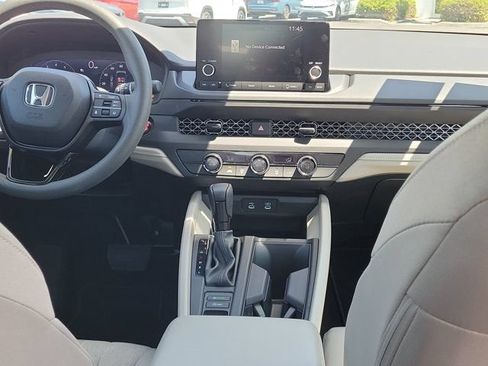 Used 2025 Honda Accord LX image 7