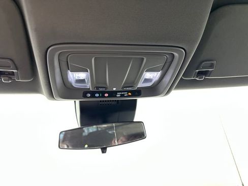 Used 2022 Chevrolet Silverado 1500 Custom image 24