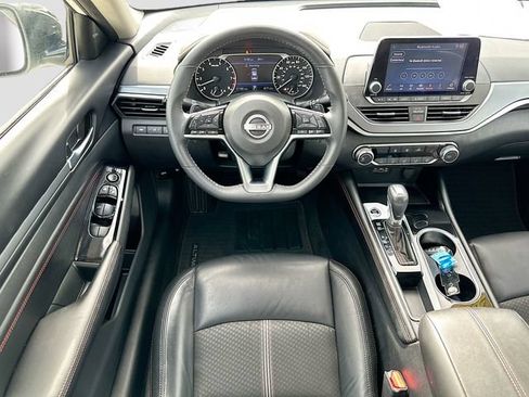 Used 2023 Nissan Altima 2.5 SR FWD image 20