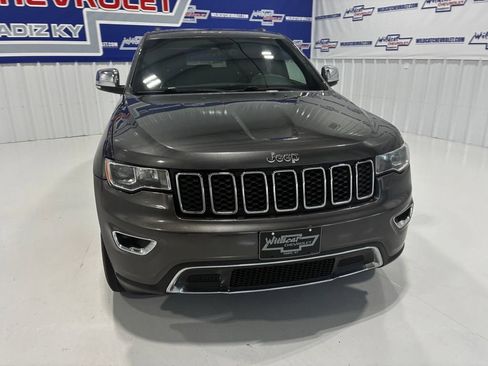 Used 2017 Jeep Grand Cherokee Limited AWD/4WD image 11