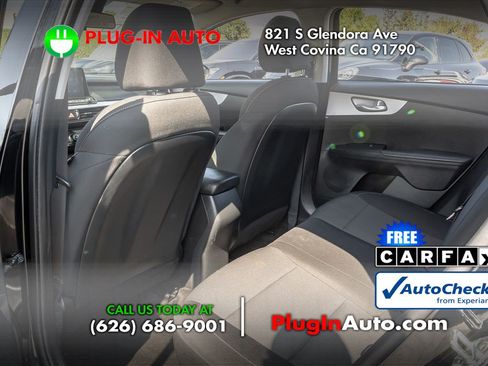 Used 2023 Kia Forte LXS FWD image 9
