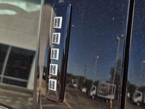 Certified 2023 Ford F150 Raptor image 9