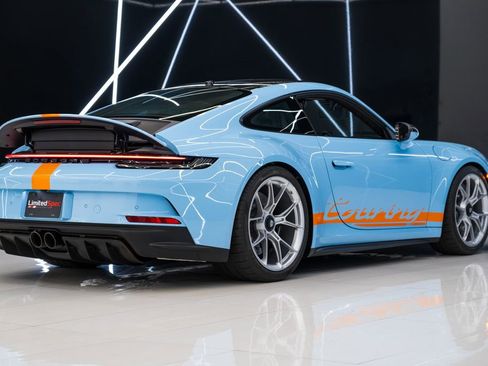 Used 2023 Porsche 911 GT3 RWD image 16
