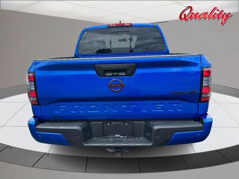 Used 2024 Nissan Frontier PRO-4X w/ Technology Package AWD/4WD image 4