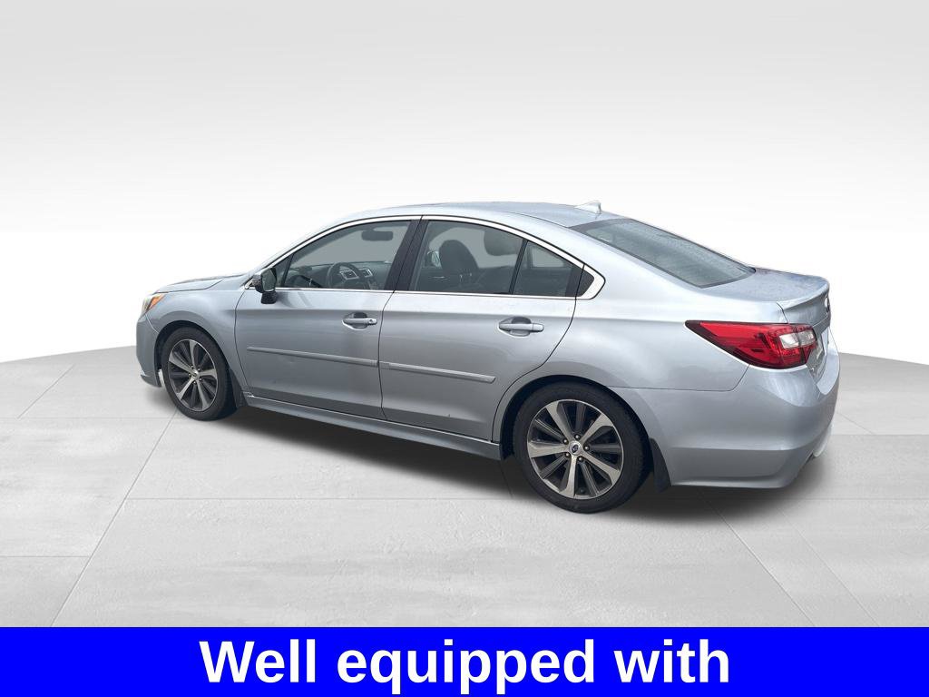 Used 2017 Subaru Legacy 2.5i Limited AWD/4WD image 3