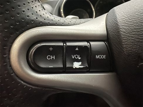 Used 2013 Honda Fit Sport image 19