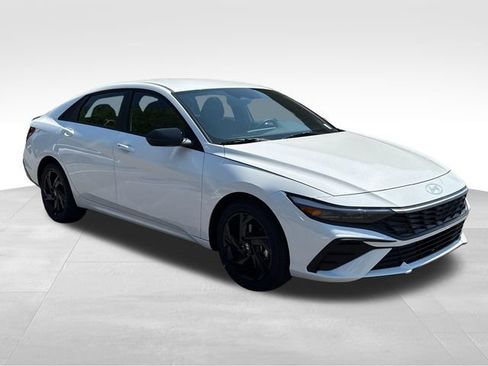 New 2026 Hyundai Elantra Sport FWD image 7