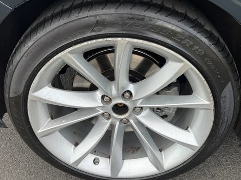 Used 2018 Jaguar F-TYPE Coupe RWD image 12