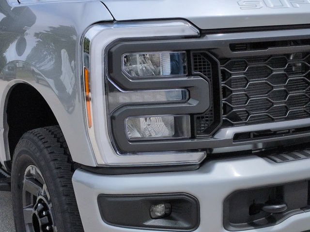 New 2027 Ford F250 XL w/ STX Appearance Package AWD/4WD image 9