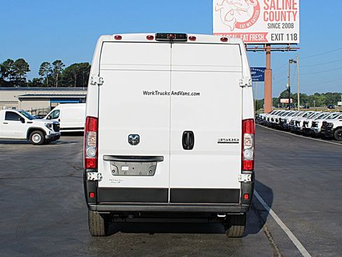 Used 2025 RAM ProMaster 3500 w/ Convenience Group FWD image 18