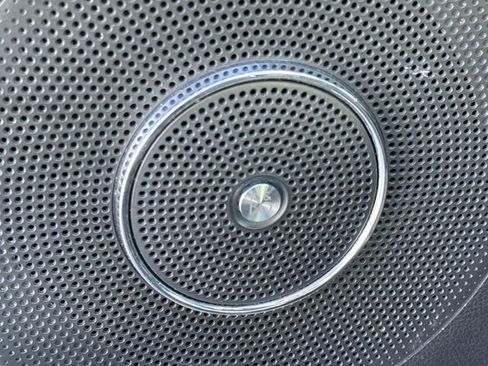 Used 2020 Ford Expedition Max Limited image 16