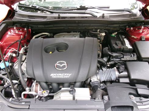 Used 2018 MAZDA MAZDA3 Grand Touring w/ Premium Equipment Package FWD image 45