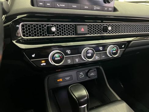 Used 2022 Honda Civic EX-L image 25
