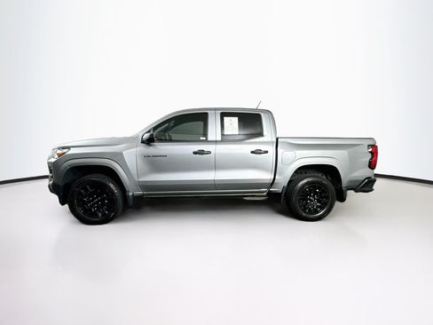Used 2025 Chevrolet Colorado W/T w/ WT Custom Package RWD image 4