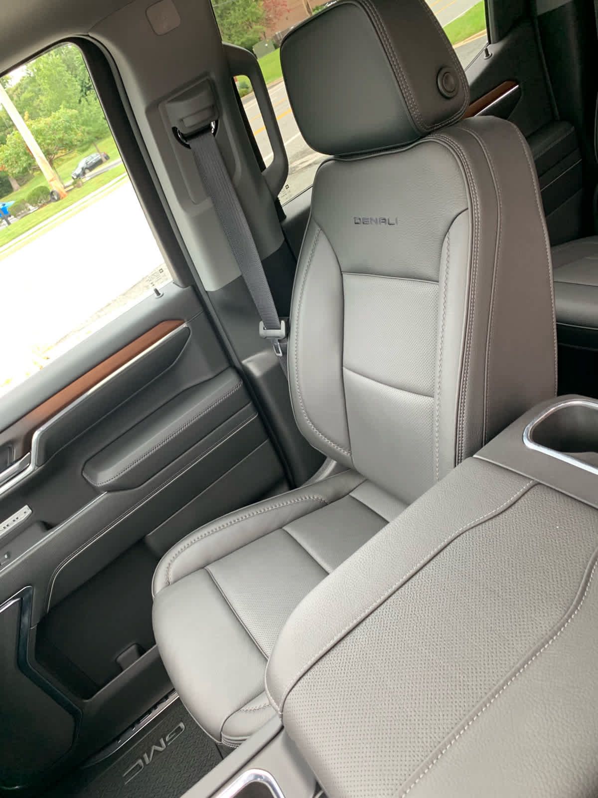 Used 2024 GMC Sierra 1500 Denali w/ Denali Reserve Package AWD/4WD image 20