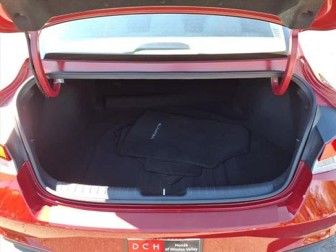 Used 2023 Hyundai Elantra SEL w/ Convenience Package FWD image 6