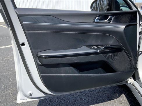 Used 2025 Kia K5 GT-Line w/ GT-Line Premium Package FWD image 21