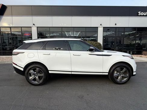 Used 2025 Land Rover Range Rover Velar Dynamic SE image 8