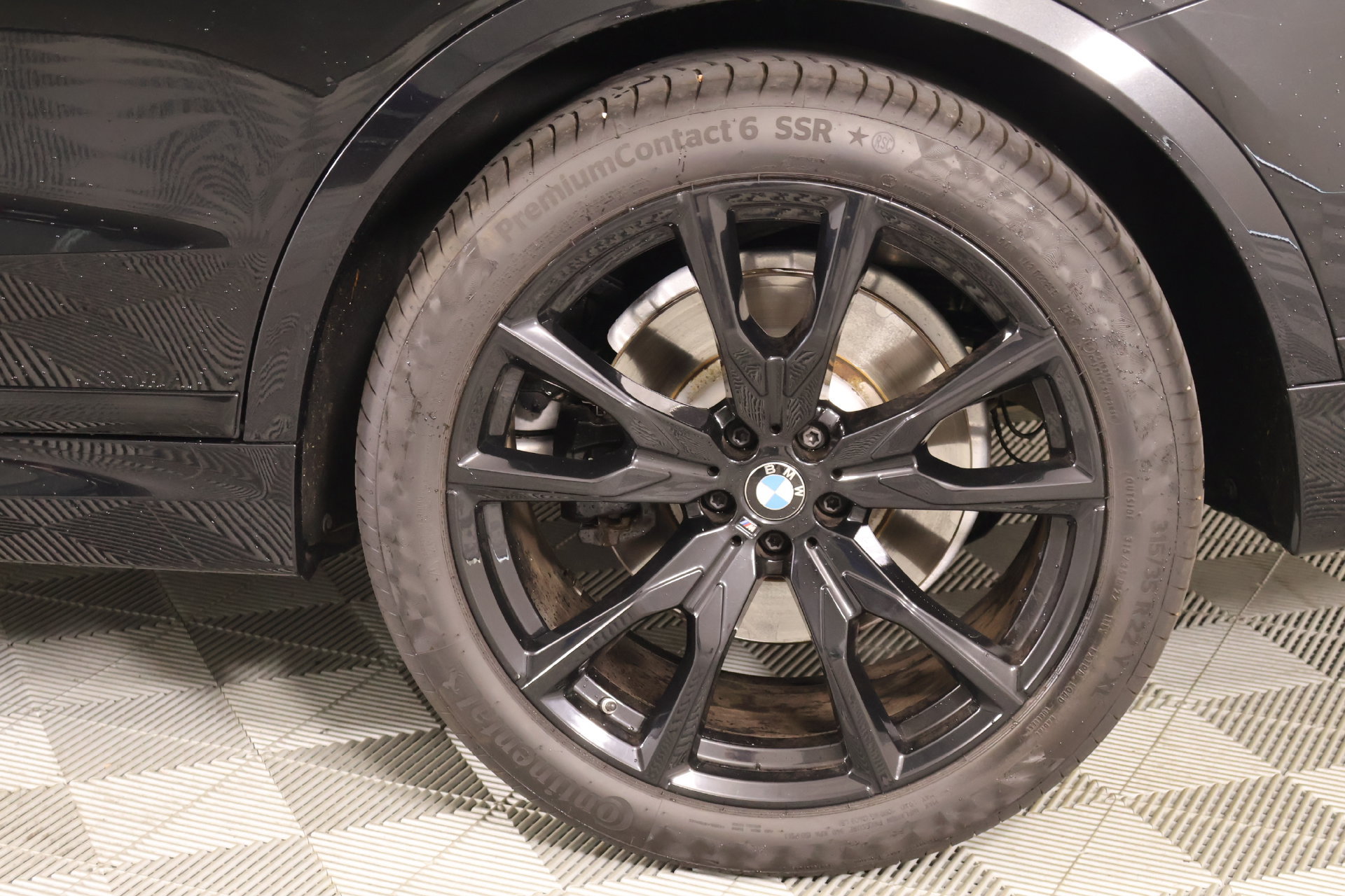 Used 2024 BMW X7 xDrive40i w/ M Sport Package AWD/4WD image 21