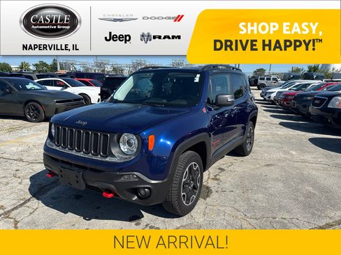 Used 2017 Jeep Renegade Trailhawk w/ Premium Trailhawk Package AWD/4WD image 1