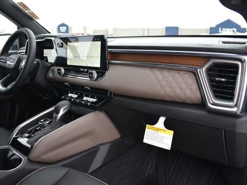 New 2026 GMC Canyon Denali image 45