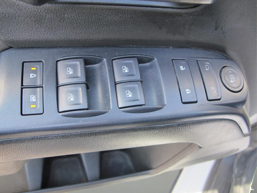 Used 2015 Chevrolet Silverado 2500 W/T w/ WT Convenience Package AWD/4WD image 11
