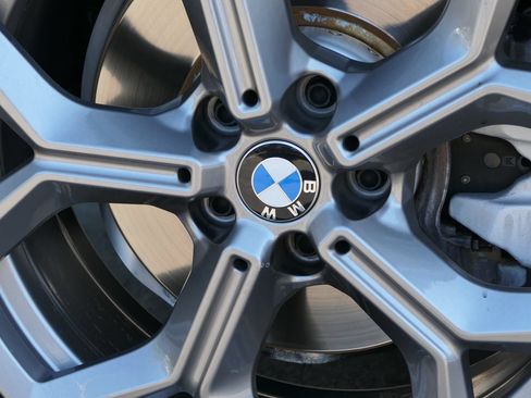 Used 2025 BMW X4 xDrive30i w/ Premium Package AWD/4WD image 10