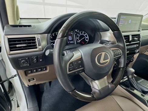 Used 2023 Lexus GX 460 Premium image 11