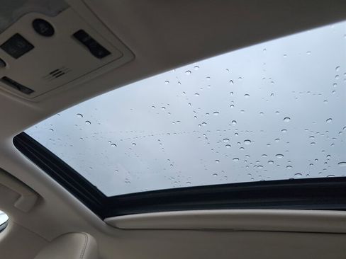 Used 2017 Lexus IS 200t image 23